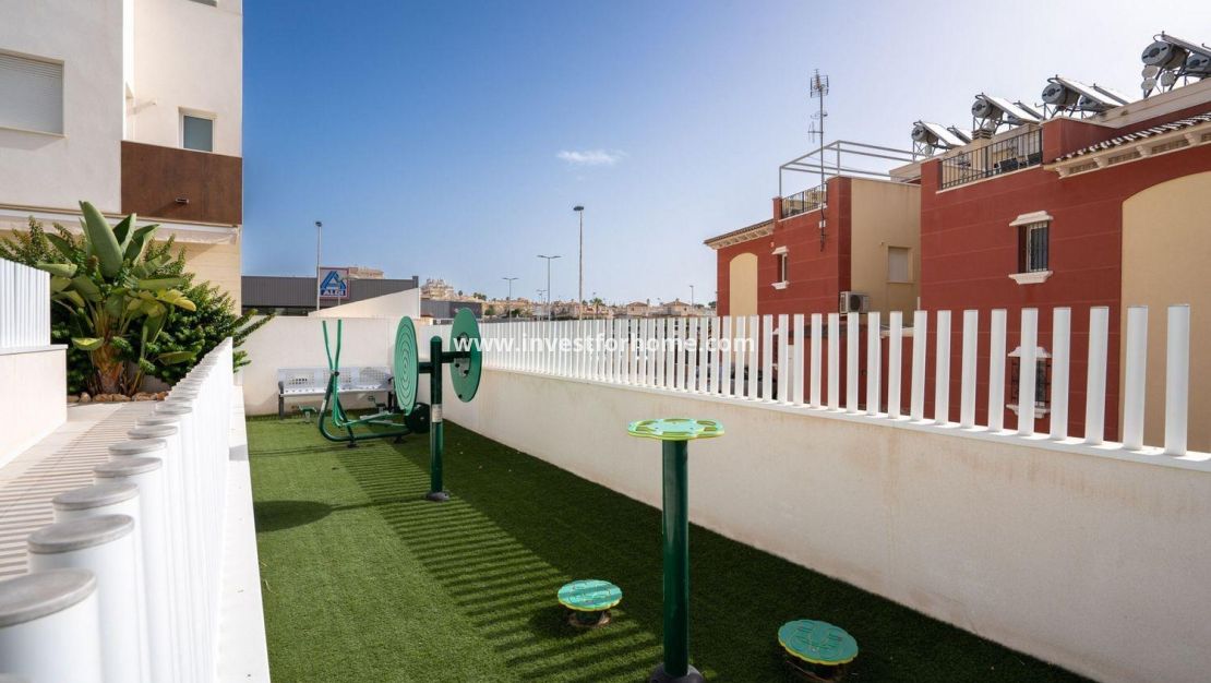 Reventa - Casa - Torrevieja - aguas nuevas