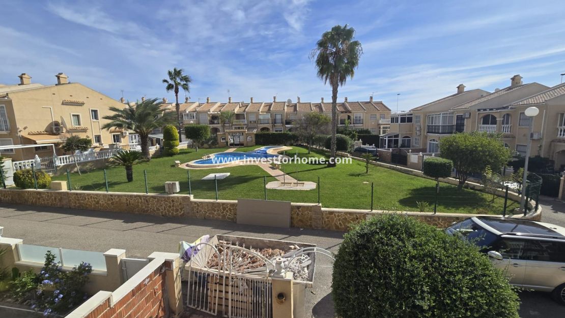 Reventa - Casa - Torrevieja - aguas nuevas