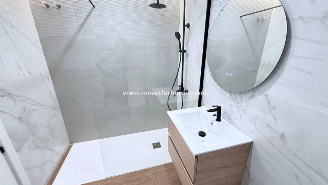 Reventa - Casa - Torrevieja - aguas nuevas