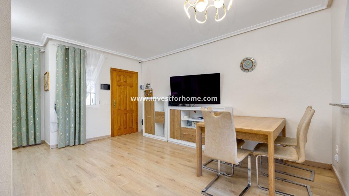 Reventa - Casa - Torrevieja - aguas nuevas