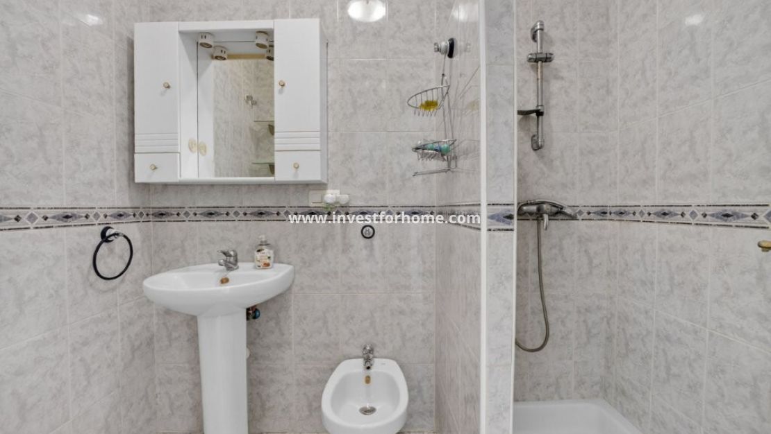 Reventa - Casa - Torrevieja - aguas nuevas