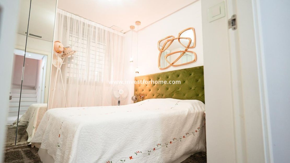 Reventa - Casa - Torrevieja - aguas nuevas