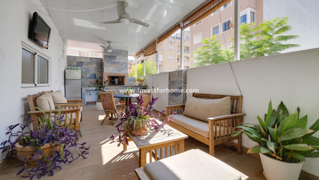 Reventa - Casa - Torrevieja - Centro