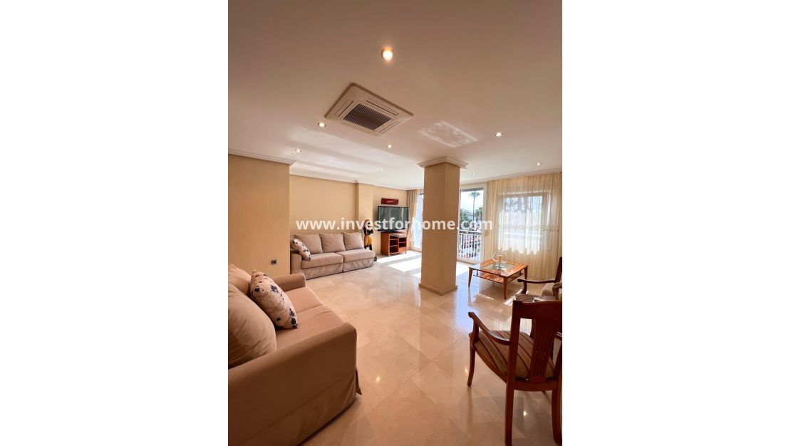 Reventa - Casa - Torrevieja - Centro