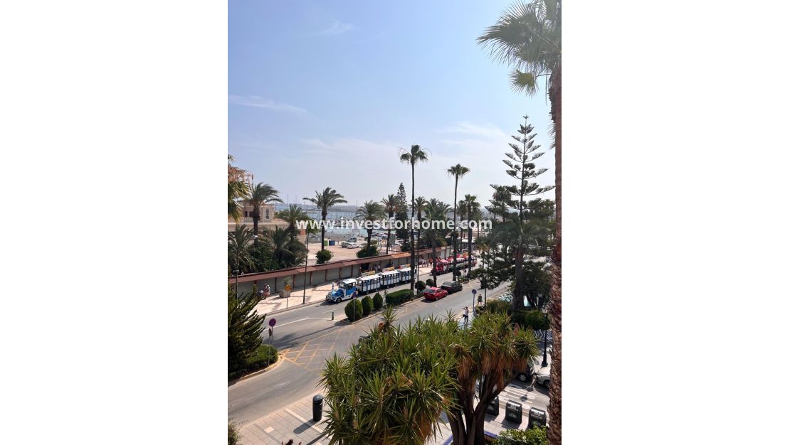 Reventa - Casa - Torrevieja - Centro