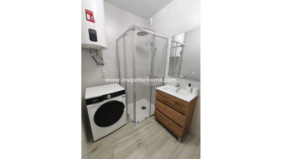 Reventa - Casa - Torrevieja - Centro