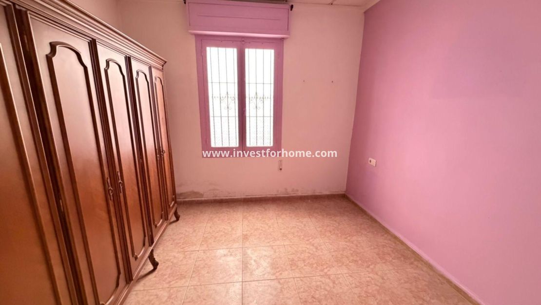 Reventa - Casa - Torrevieja - Centro