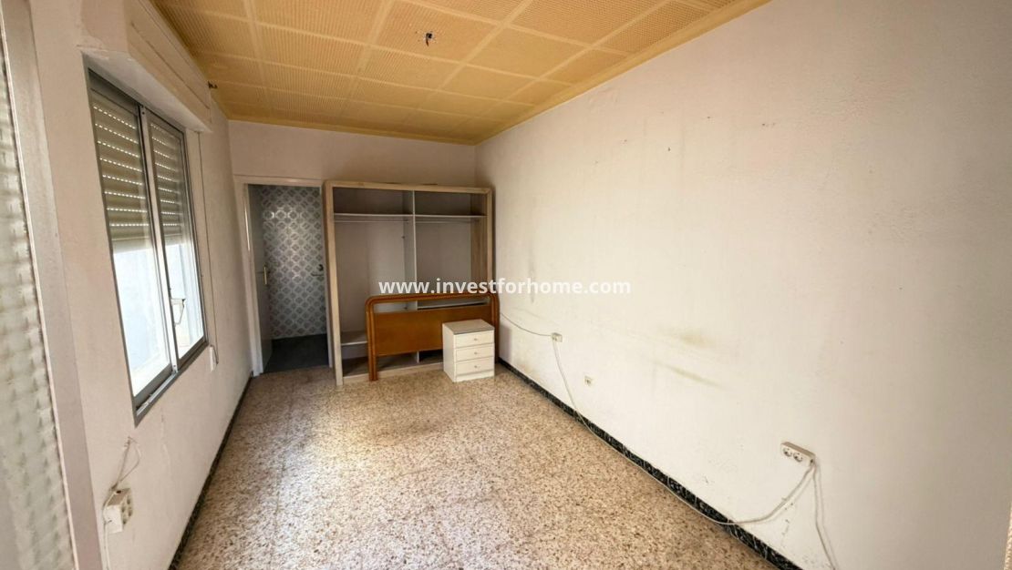 Reventa - Casa - Torrevieja - Centro