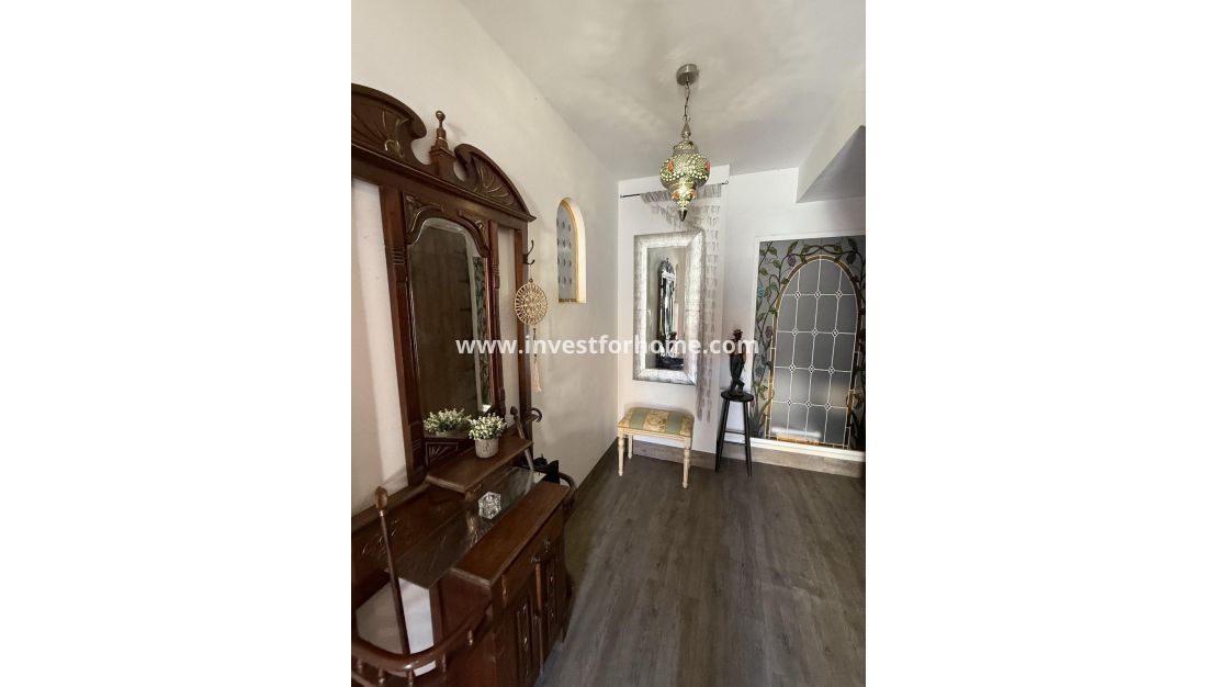 Reventa - Casa - Torrevieja - Centro