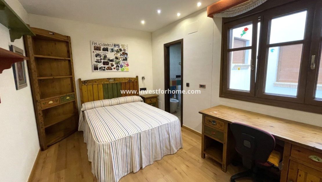 Reventa - Casa - Torrevieja - Costa Blanca