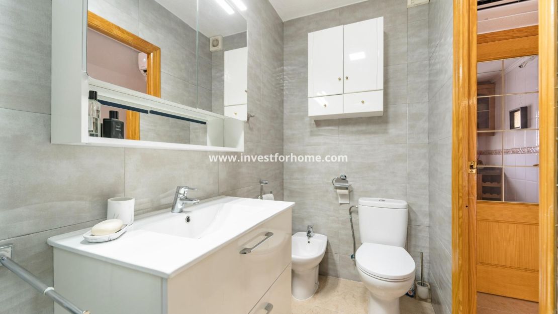 Reventa - Casa - Torrevieja - El Acequión - Los Náufragos