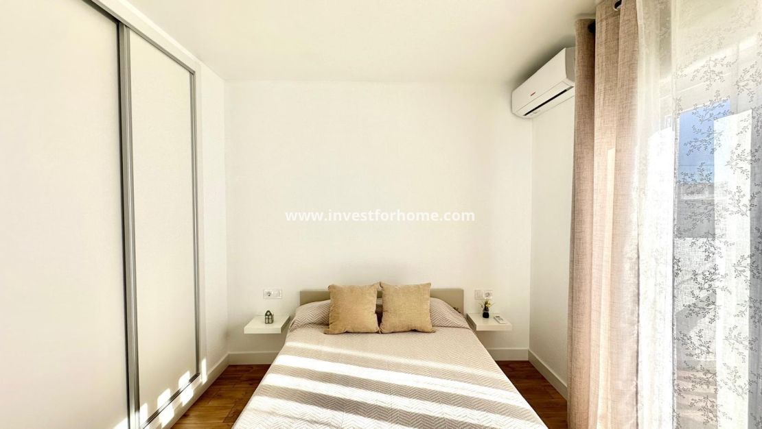 Reventa - Casa - Torrevieja - Estacion De Autobuses