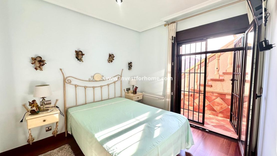 Reventa - Casa - Torrevieja - La Siesta-El Chaparral