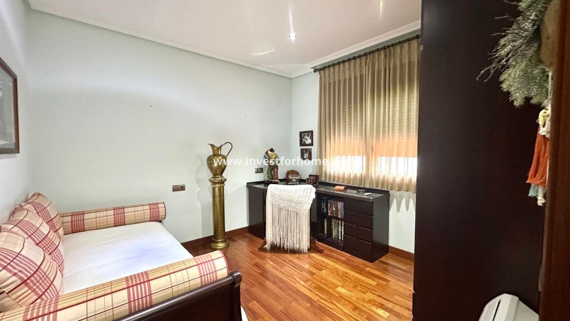 Reventa - Casa - Torrevieja - La Siesta-El Chaparral