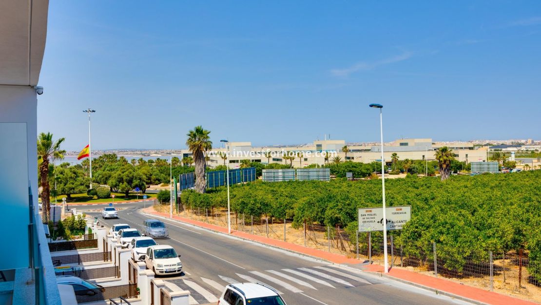 Reventa - Casa - Torrevieja - La Siesta-El Chaparral