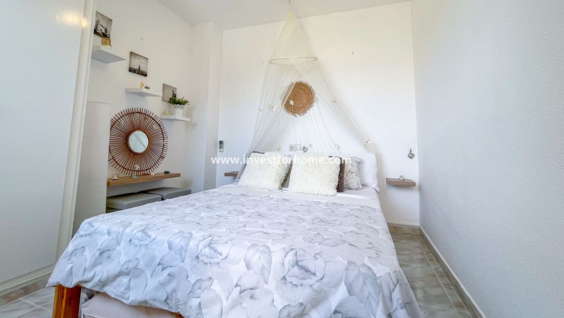 Reventa - Casa - Torrevieja - La Siesta