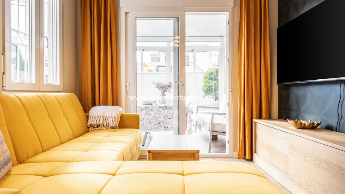 Reventa - Casa - Torrevieja - Nueva Torrevieja - Aguas Nuevas