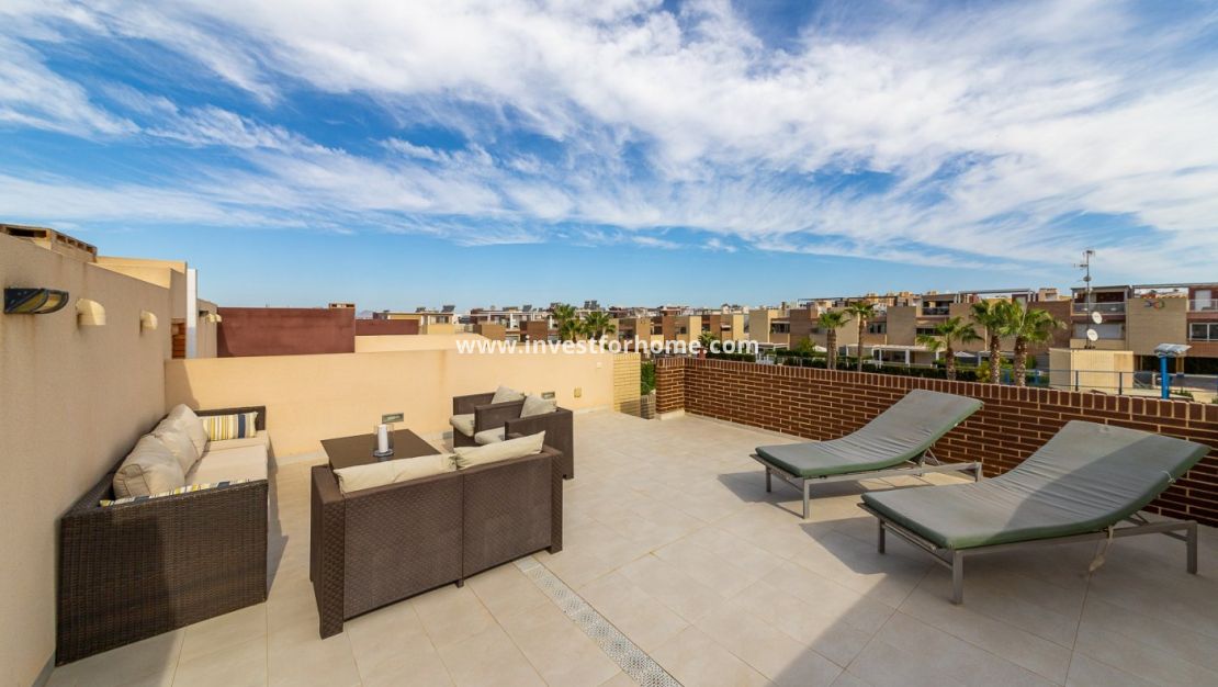 Reventa - Casa - Torrevieja - Nueva Torrevieja - Aguas Nuevas