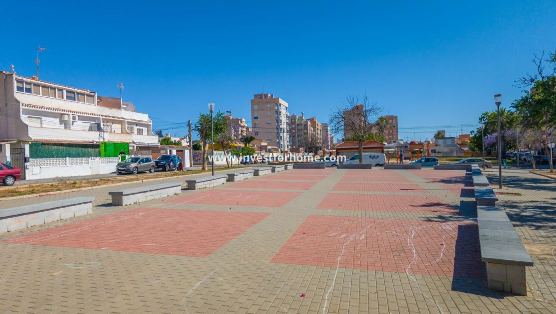 Reventa - Casa - Torrevieja - Nueva Torrevieja - Aguas Nuevas
