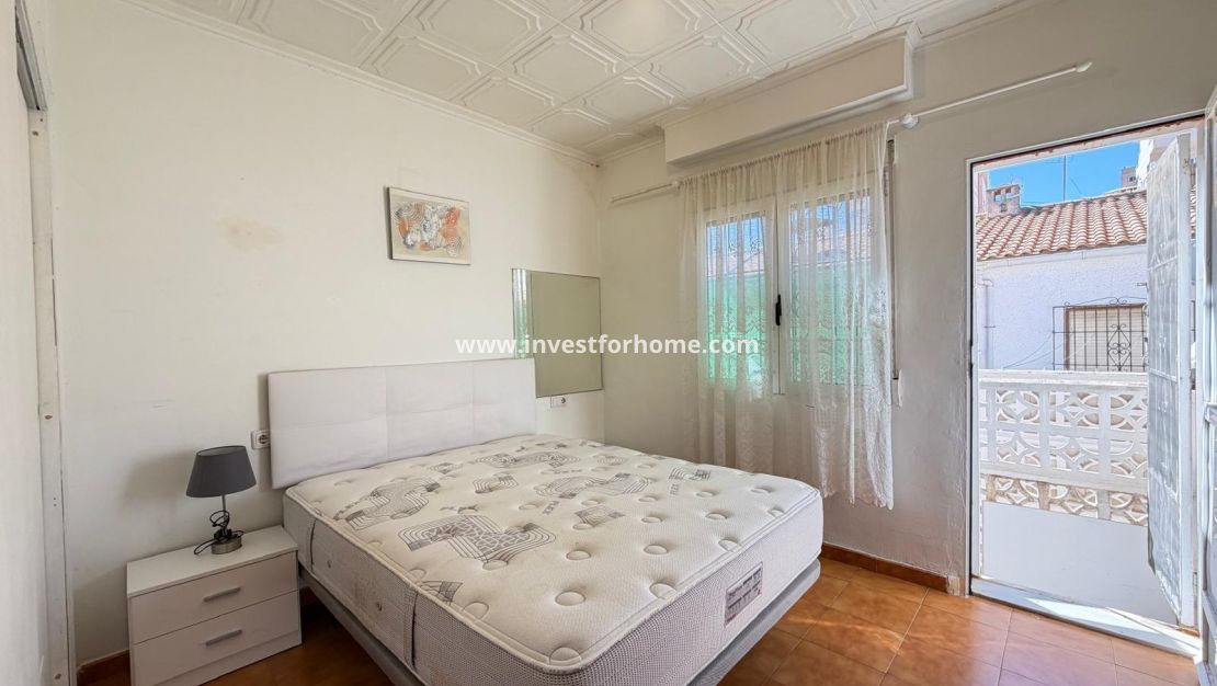 Reventa - Casa - Torrevieja - Nueva Torrevieja - Aguas Nuevas
