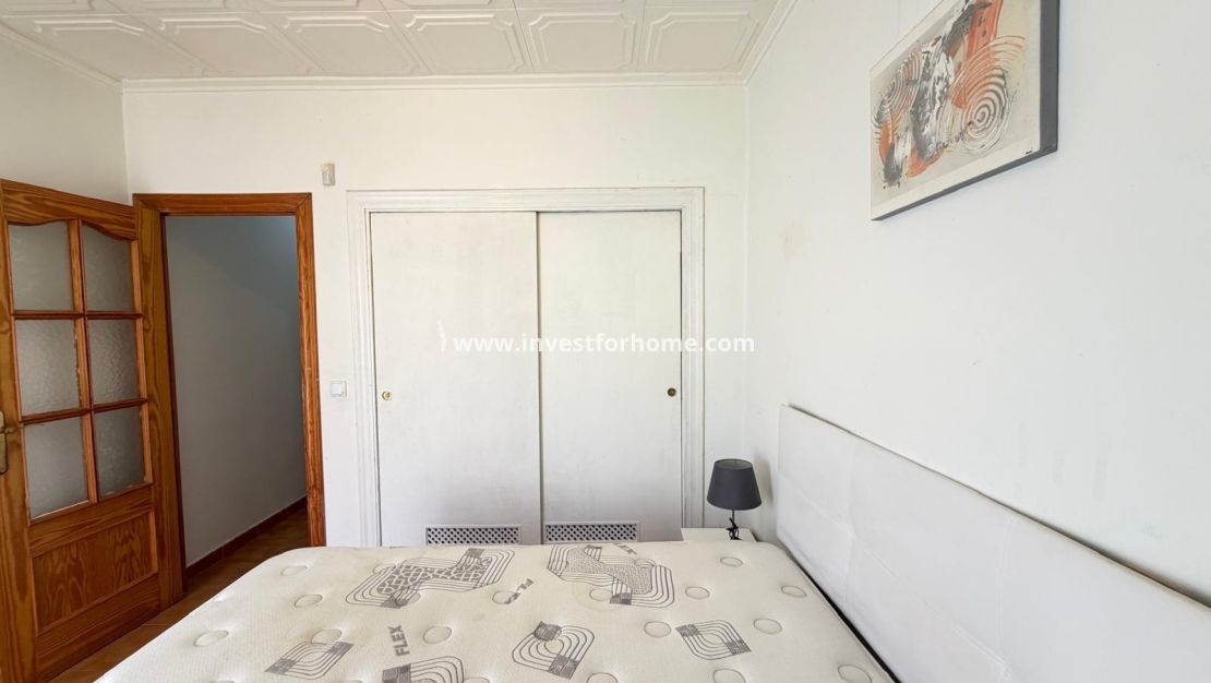 Reventa - Casa - Torrevieja - Nueva Torrevieja - Aguas Nuevas