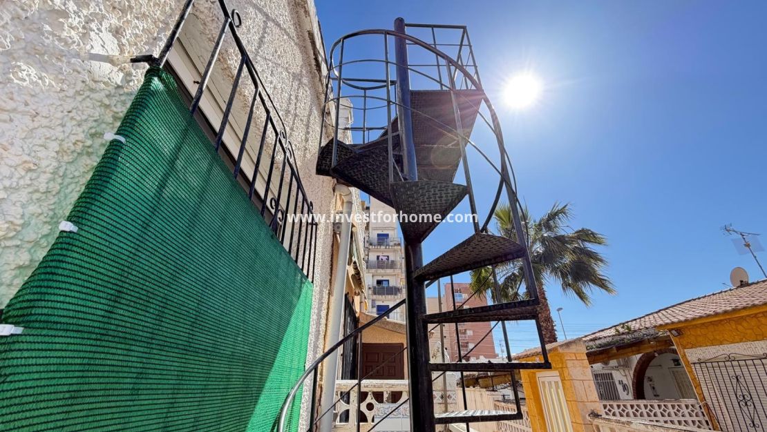 Reventa - Casa - Torrevieja - Nueva Torrevieja - Aguas Nuevas