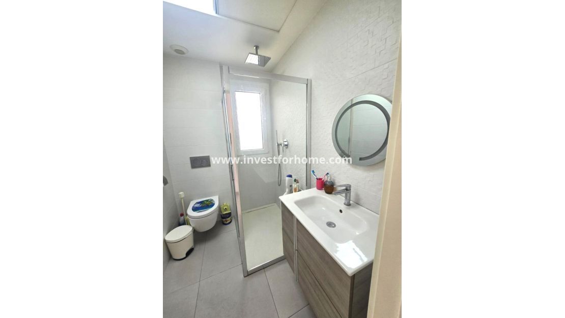 Reventa - Casa - Torrevieja - Nueva Torrevieja - Aguas Nuevas