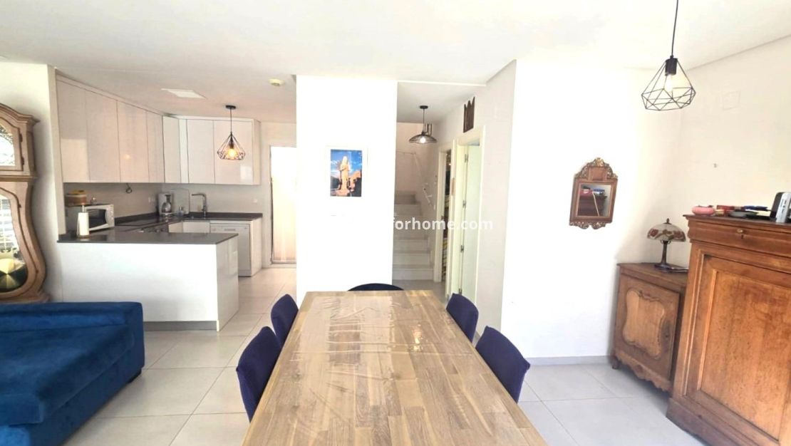 Reventa - Casa - Torrevieja - Nueva Torrevieja - Aguas Nuevas