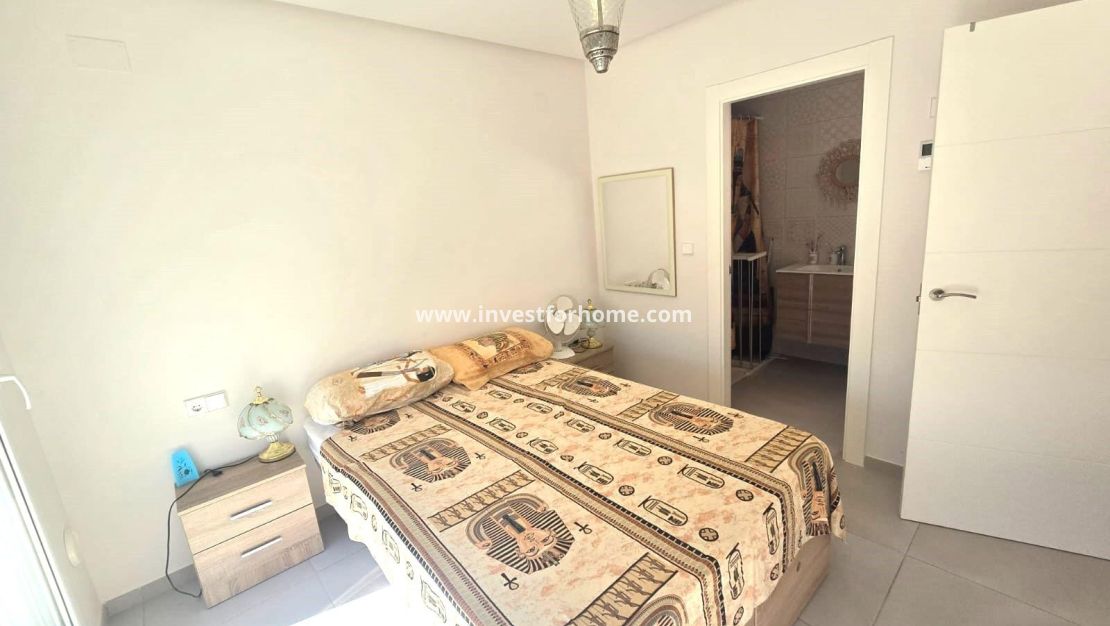 Reventa - Casa - Torrevieja - Nueva Torrevieja - Aguas Nuevas