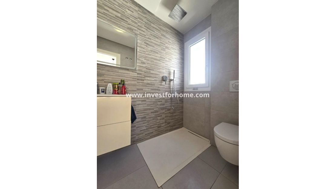 Reventa - Casa - Torrevieja - Nueva Torrevieja - Aguas Nuevas