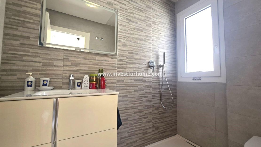 Reventa - Casa - Torrevieja - Nueva Torrevieja - Aguas Nuevas