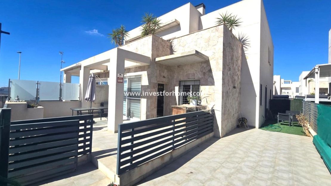 Reventa - Casa - Torrevieja - Nueva Torrevieja - Aguas Nuevas