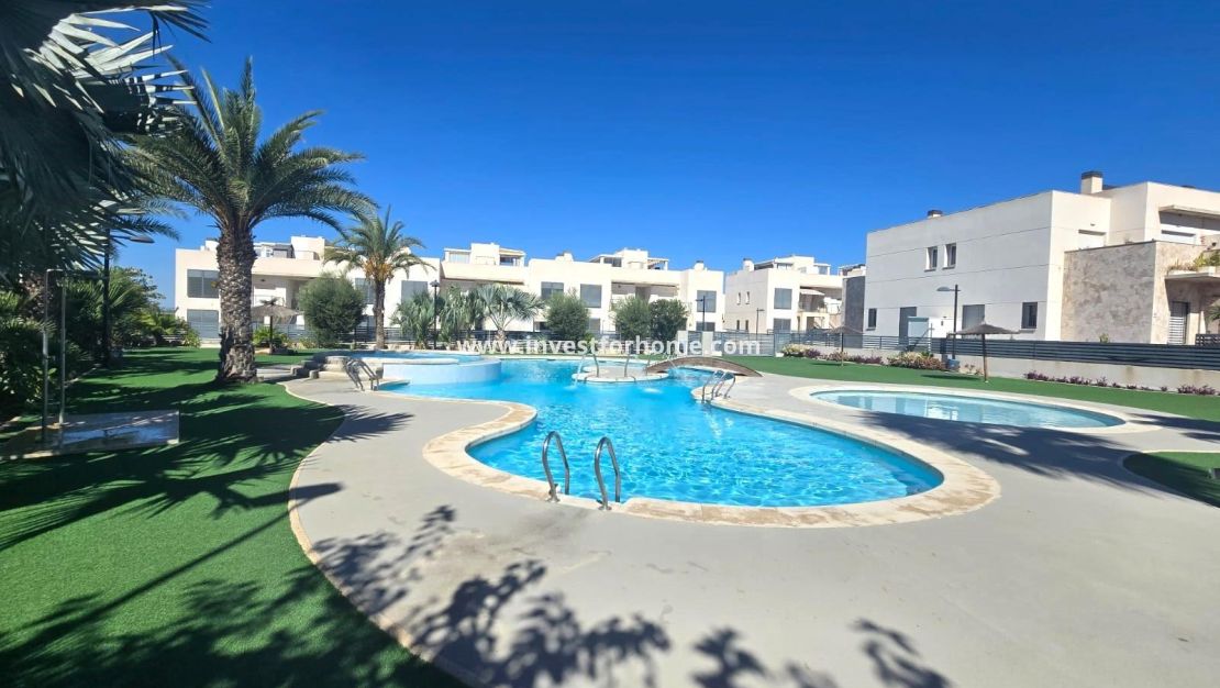 Reventa - Casa - Torrevieja - Nueva Torrevieja - Aguas Nuevas