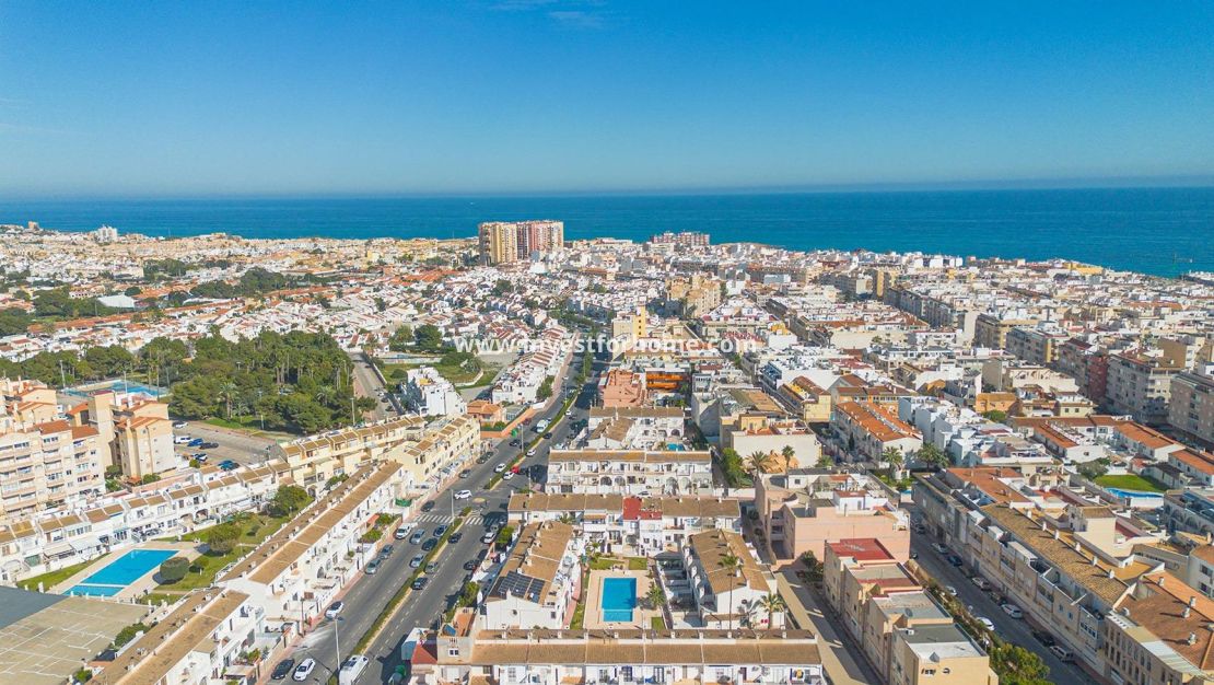 Reventa - Casa - Torrevieja - Playa de los Locos