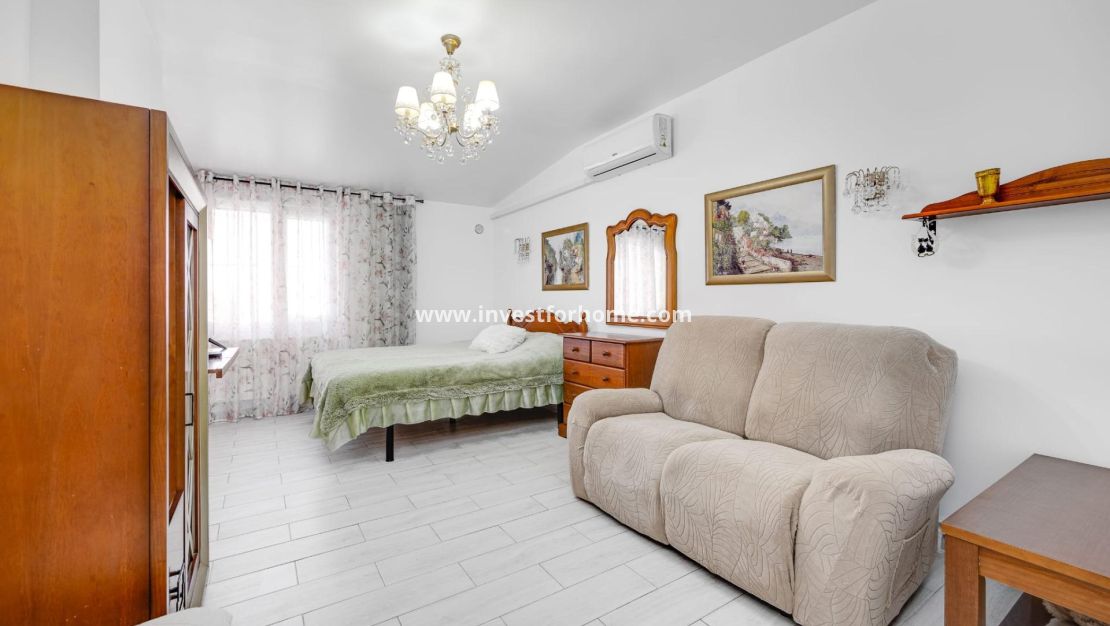 Reventa - Casa - Torrevieja - Playa de los Locos