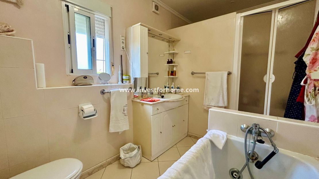 Reventa - Chalet - El Chaparral - Inland