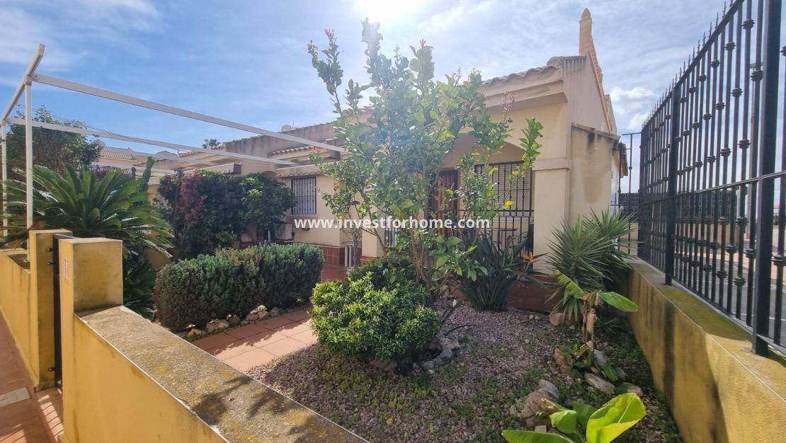 Reventa - Chalet - Guardamar del Segura - Urbanizaciones