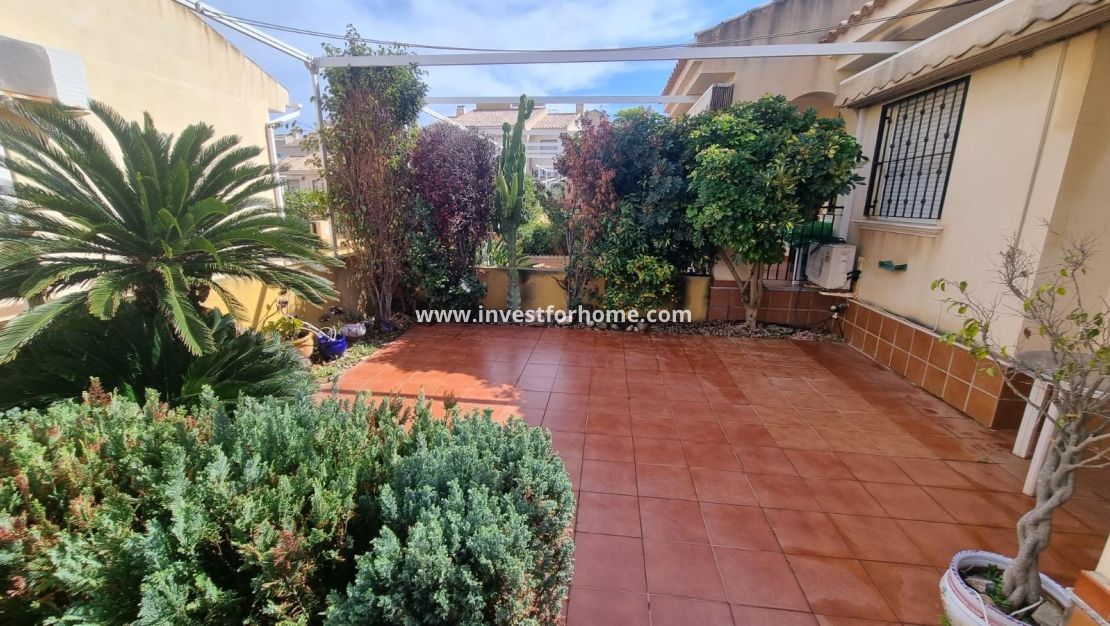 Reventa - Chalet - Guardamar del Segura - Urbanizaciones