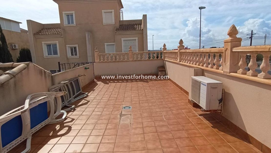 Reventa - Chalet - Guardamar del Segura - Urbanizaciones