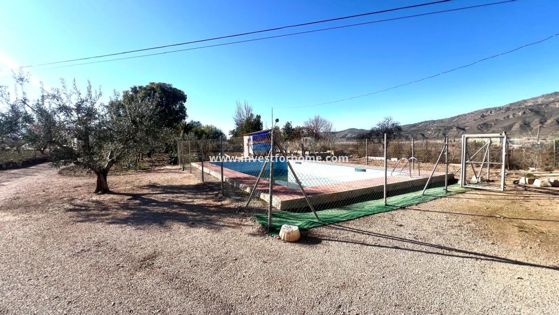 Reventa - Chalet - Las Encebras - Inland