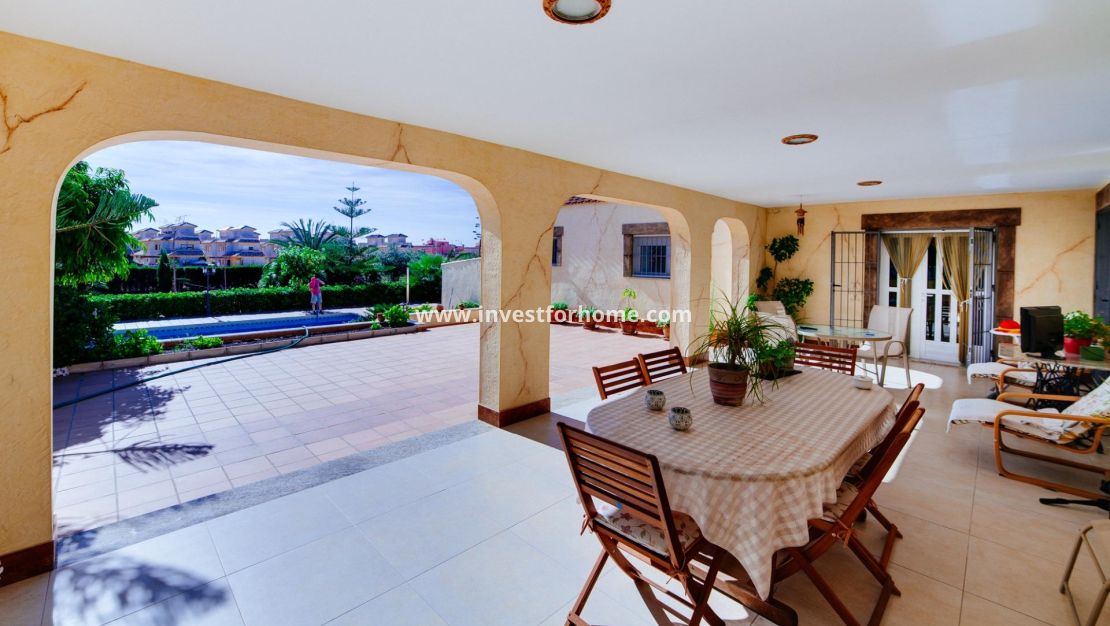 Reventa - Chalet - Los Montesinos - Montesinos  Los