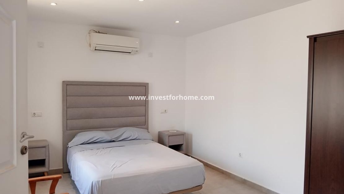 Reventa - Chalet - Los Montesinos - PUEBLO CENTRO
