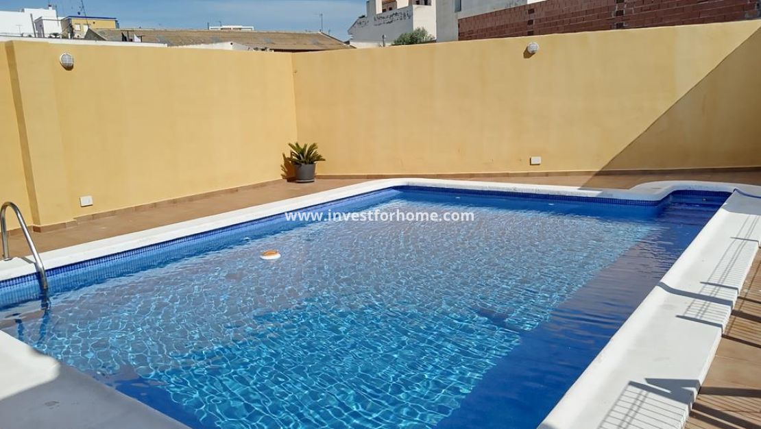 Reventa - Chalet - Los Montesinos - PUEBLO CENTRO