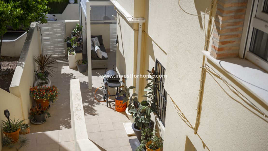 Reventa - Chalet - Orihuela Costa - Calle Mayor