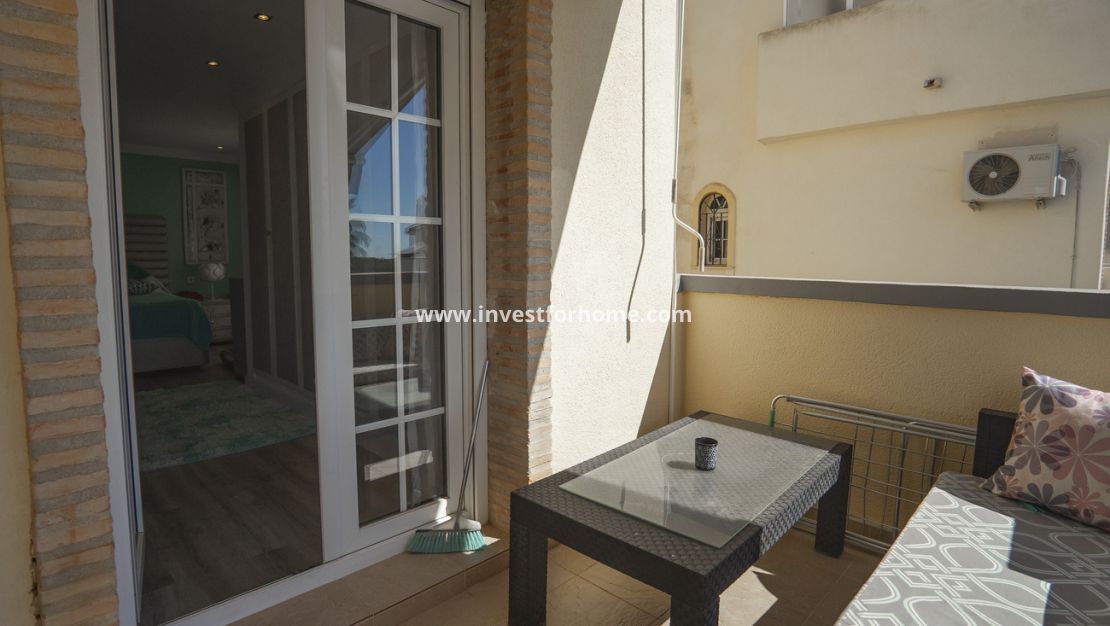 Reventa - Chalet - Orihuela Costa - Calle Mayor