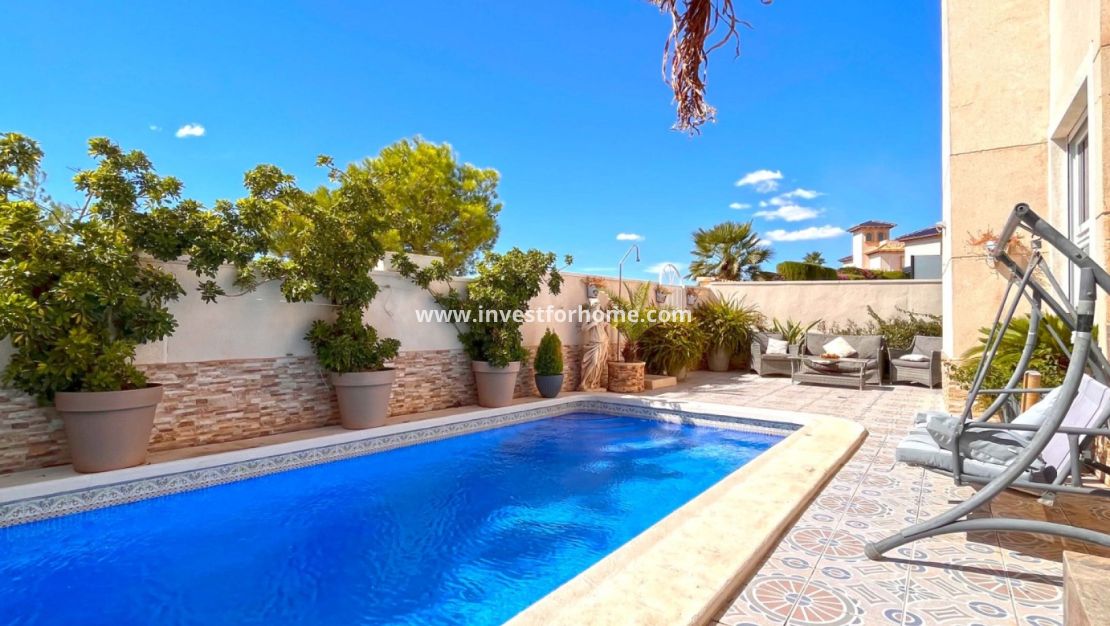 Reventa - Chalet - Orihuela Costa - Costa Blanca