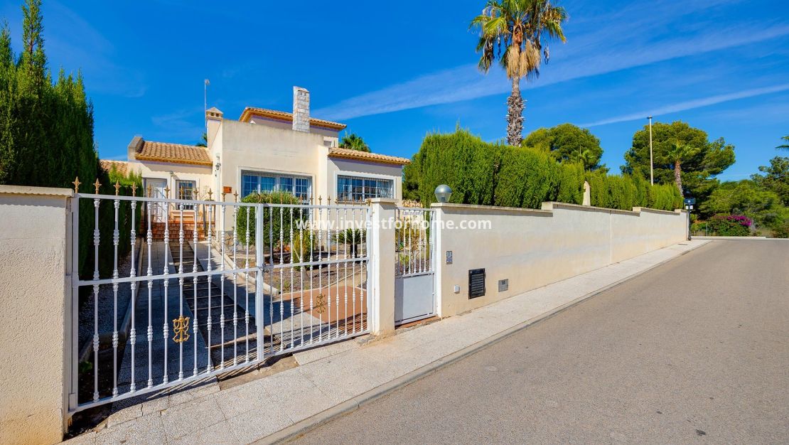 Reventa - Chalet - Orihuela Costa - Costa Blanca