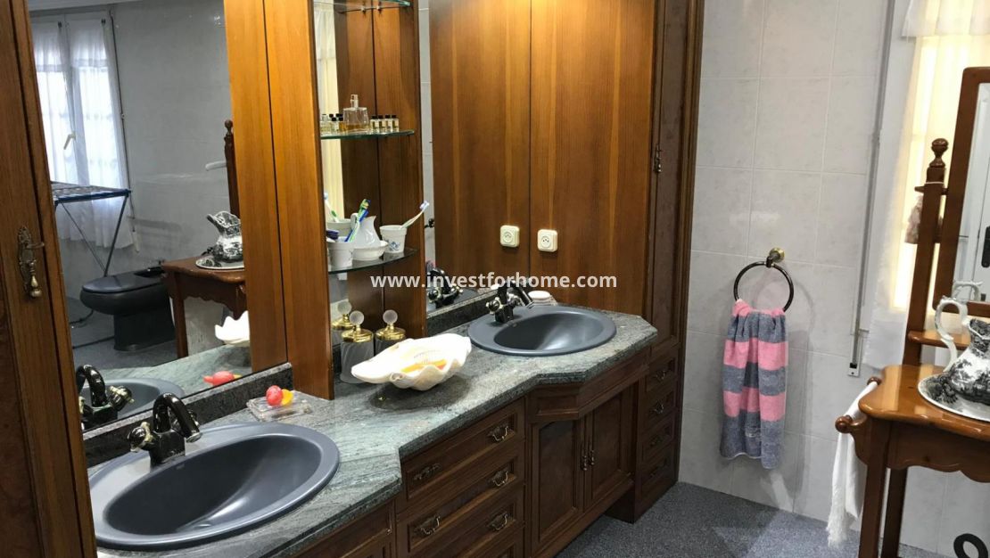 Reventa - Chalet - Orihuela Costa - Costa Blanca