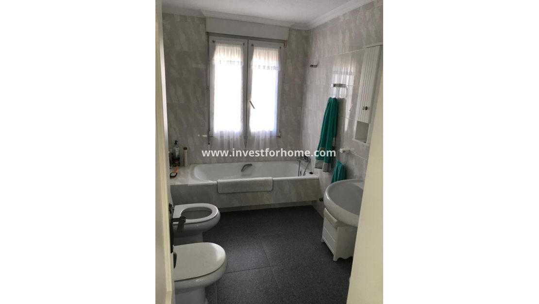 Reventa - Chalet - Orihuela Costa - Costa Blanca