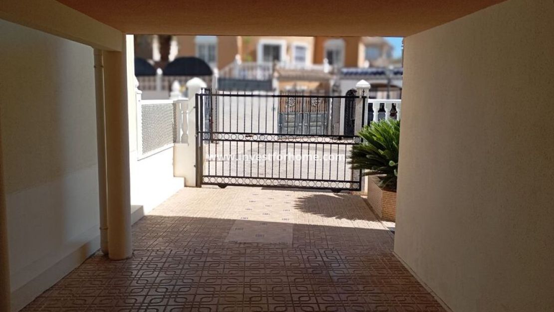 Reventa - Chalet - Orihuela Costa - Costa Blanca